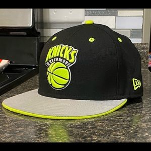 New York Knicks New Era Hardwood Classic fitted hat size 7 3/8.